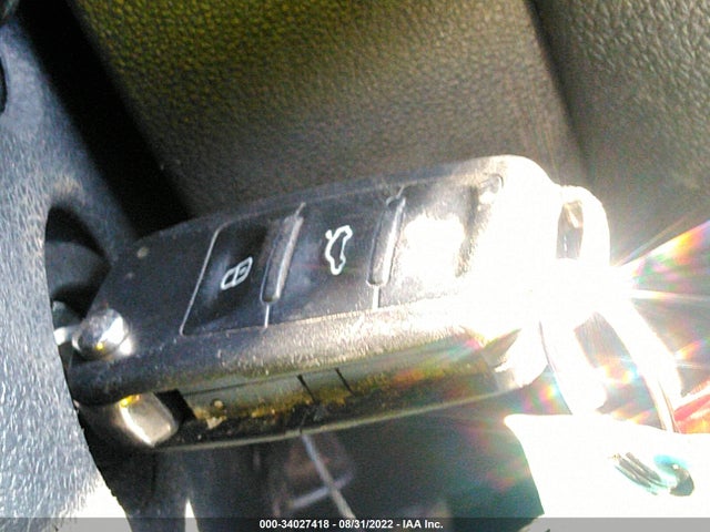 3VWD17AJ7EM365873 Volkswagen Jetta Sedan Se
