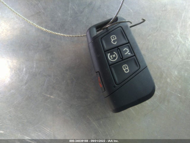 2022 Volkswagen Taos, VIN: 3VVLX7B24NM063138