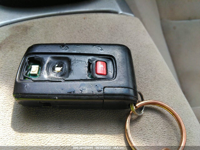 Toyota PRIUS 2004 JTDKB20U540111926 Image 3