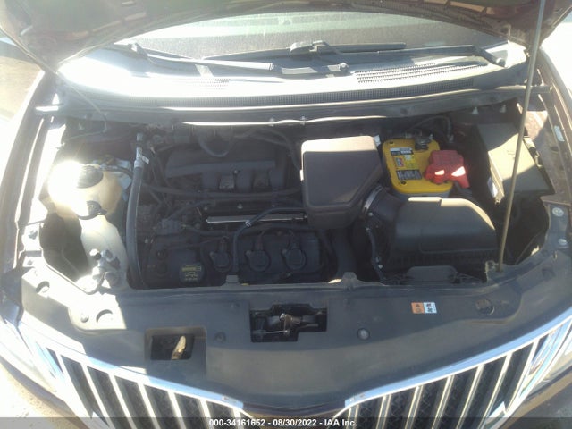 Lincoln MKX 2011 2LMDJ8JK3BBJ07302 Image 10