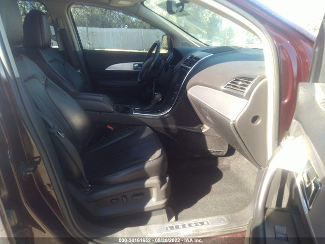 Lincoln MKX 2011 2LMDJ8JK3BBJ07302 Image 5