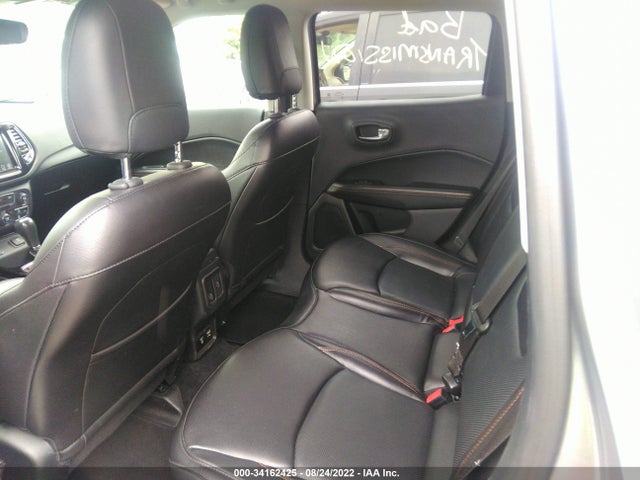 2019 Jeep Compass, VIN: 3C4NJCCBXKT675961