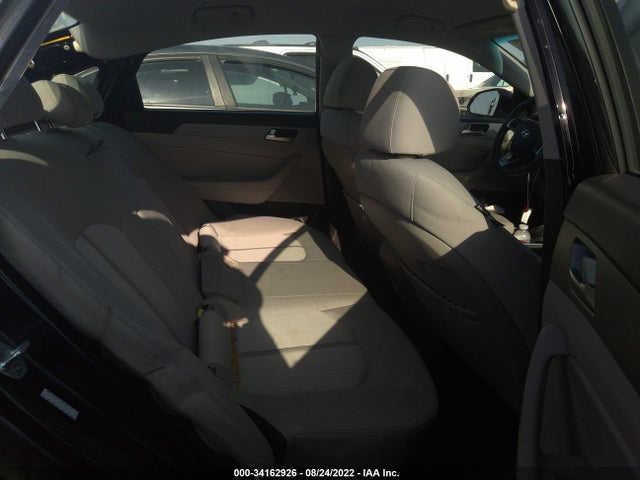 2019 Hyundai Sonata, VIN: KMHE24L33KA088743