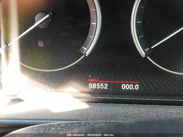BMW 5 Series 2015 WBA5A7C50FD625905 Image 8