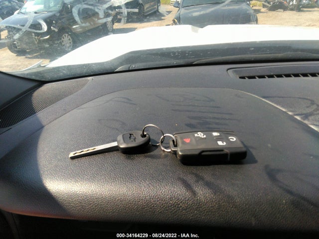 Chevrolet Silverado 1500 Custom 2020 1GCPYBEH3LZ261219 Image 3