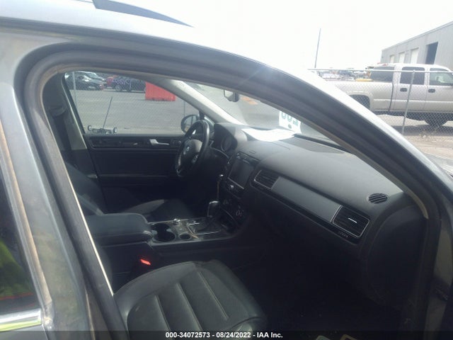 2014 Volkswagen Touareg, VIN: WVGEP9BP5ED008767