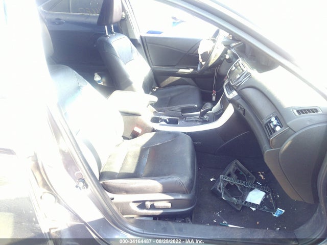 2015 Honda Accord, VIN: 1HGCR6F55FA003649