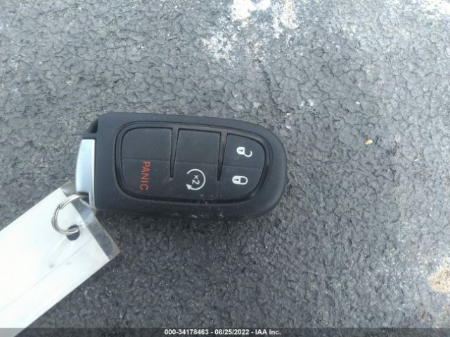 1C4PJMLB0MD217384 Jeep Cherokee Altitude