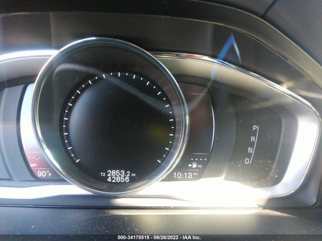 2016 Volvo XC60, VIN: YV440MDK1G2910692