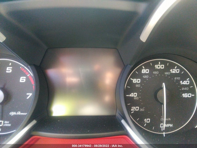2021 Alfa Romeo Stelvio, VIN: ZASPAKBN4M7D19308