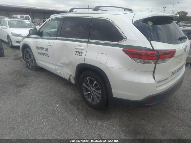 Toyota Highlander Xle 2018 5TDJZRFH3JS542302 Image 3