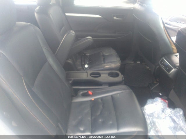 Toyota Highlander Xle 2018 5TDJZRFH3JS542302 Image 8