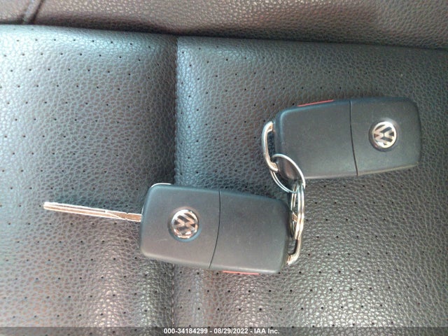 WVGBV7AX8HK002329 Volkswagen TIGUAN S
