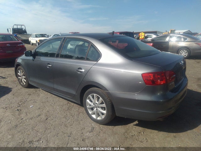 3VWDP7AJ8CM318976 Volkswagen Jetta Sedan Se W