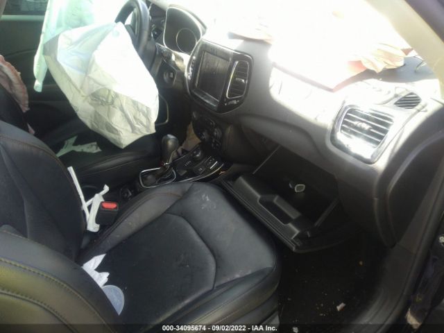 3C4NJDCB4KT806663 Jeep Compass Limited