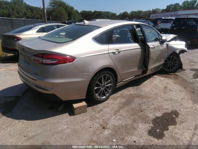 3FA6P0LU0KR187429 Ford Fusion Hybrid Se