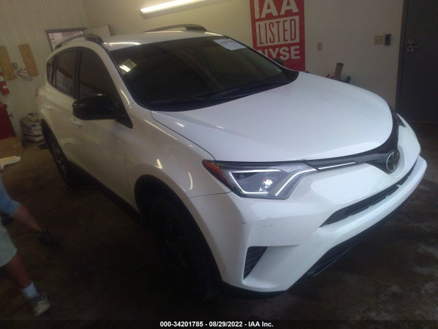 2018 TOYOTA RAV4 LE VIN: 2T3BFREV5JW719192