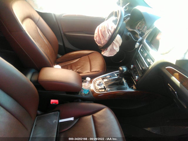 WA1CMAFP9FA095828 Audi Q5 Premium Plus