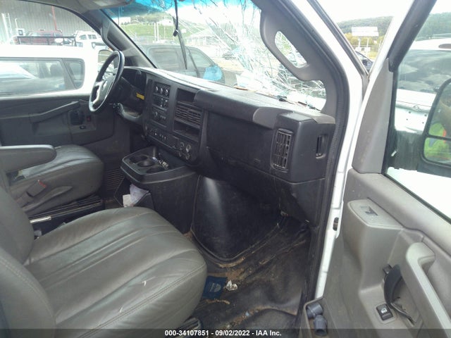 2017 Chevrolet Express, VIN: 1GCWGAFF4H1349286