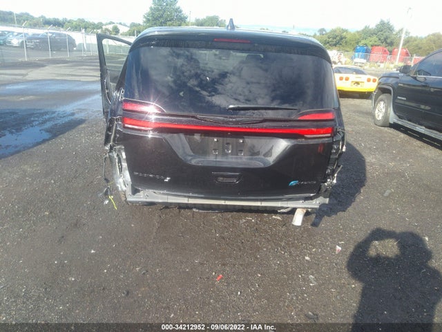 2022 Chrysler Pacifica Hybrid, VIN: 2C4RC1S70NR147835