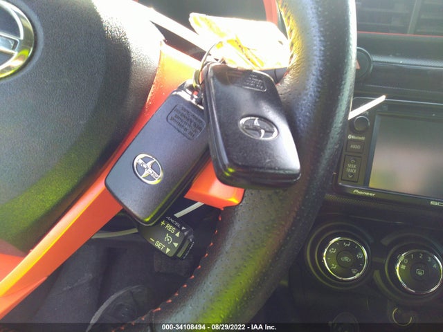 2015 Scion TC, VIN: JTKJF5C76FJ008205