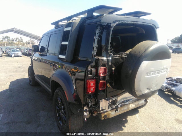 2022 Land Rover Defender, VIN: SALEJ7RX2N2099131