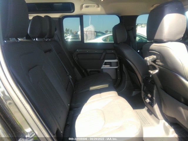 2022 Land Rover Defender, VIN: SALEJ7RX2N2099131