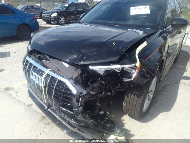 2022 Audi Q3, VIN: WA1DECF33N1070013