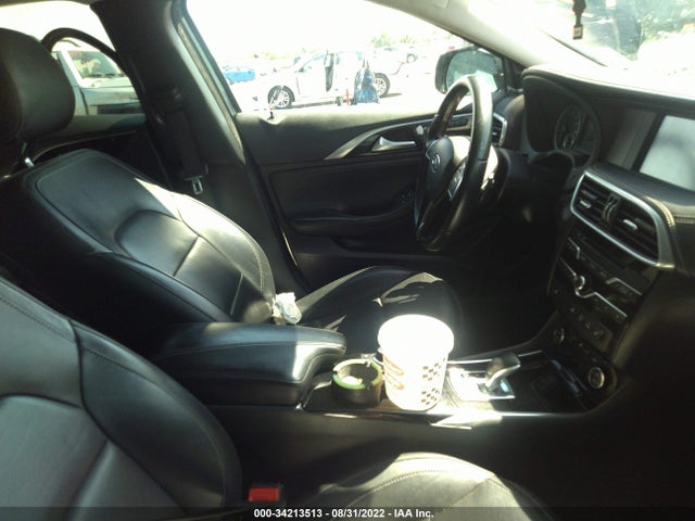 2017 INFINITI QX30 PREMIUM VIN: SJKCH5CP0HA021509