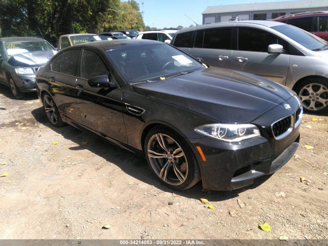 2014 BMW M5, VIN: WBSFV9C5XED593012