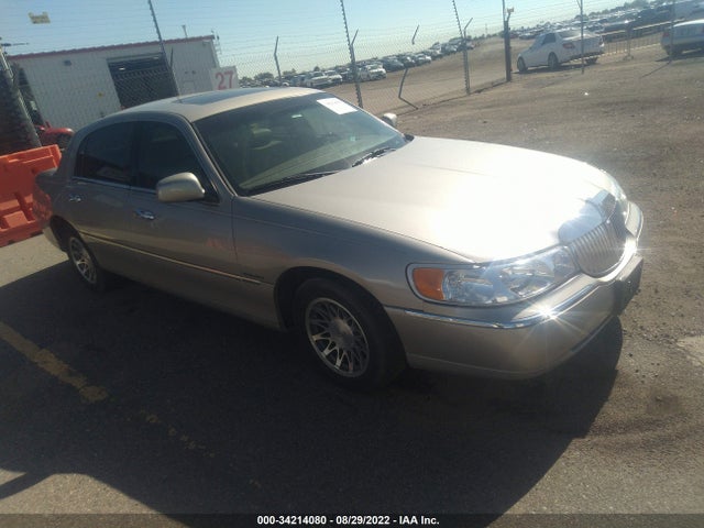 2002 1LNHM82W32Y626102 main image