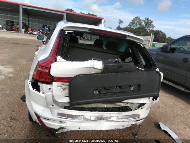 2018 Volvo XC60, VIN: LYVA22RM6JB110538