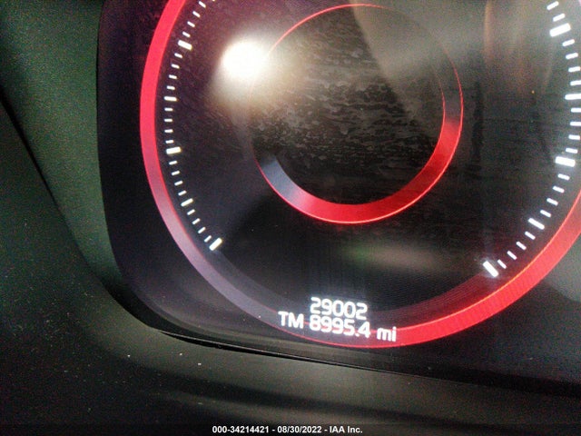 2018 Volvo XC60, VIN: LYVA22RM6JB110538