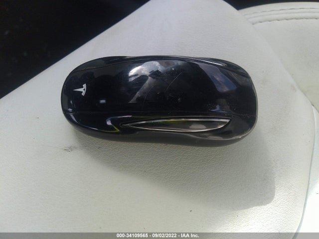 2021 Tesla Model X, VIN: 5YJXCDE24MF322333