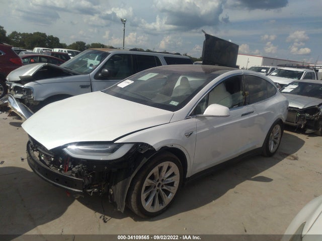 2021 Tesla Model X, VIN: 5YJXCDE24MF322333