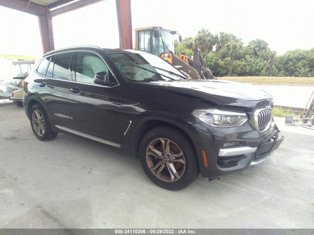 2021 BMW X3, VIN: 5UXTY5C06M9E34084