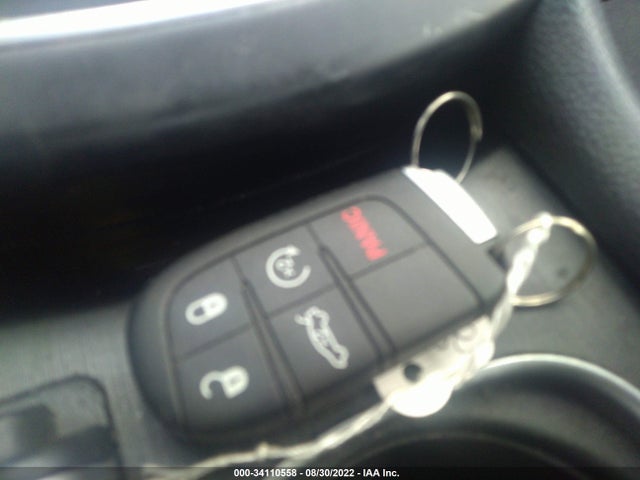 1C3CCCAB3FN604132 Chrysler 200 Limited