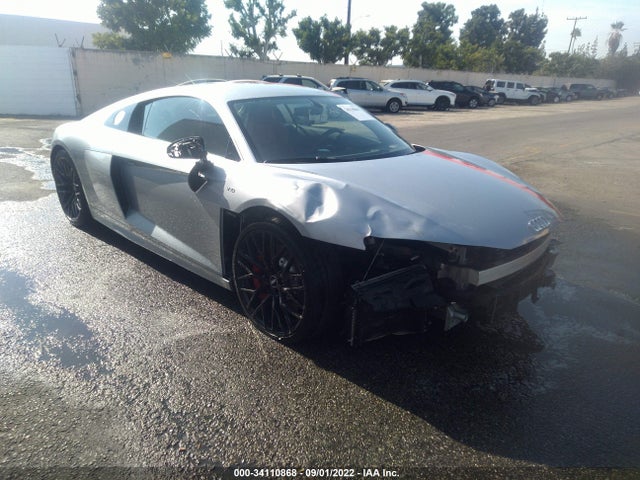 2018 Audi R8, VIN: WUABAAFX0J7902370
