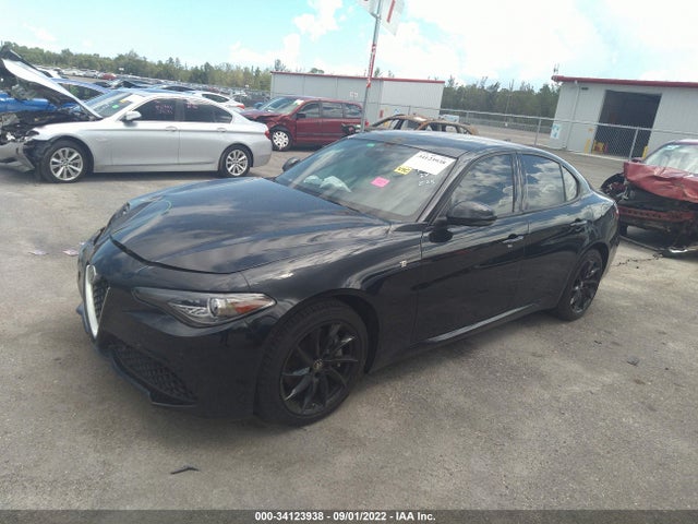 2022 Alfa Romeo Giulia, VIN: ZARFAMBN6N7654271