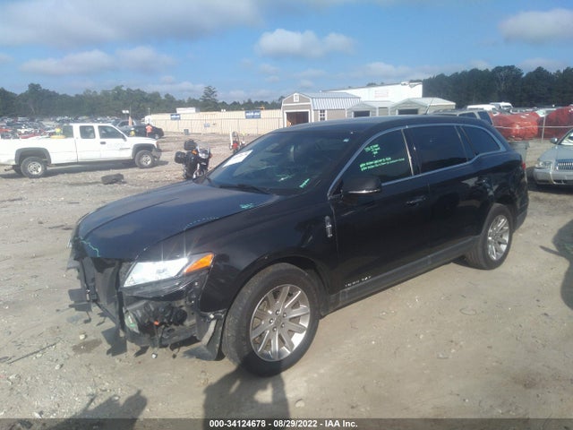 2015 Lincoln MKT, VIN: 2LMHJ5NK9FBL03955