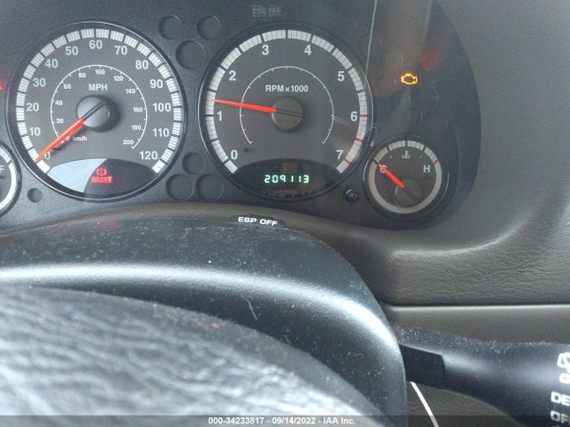 2007 JEEP LIBERTY VIN: 1J8GL48K47W628307