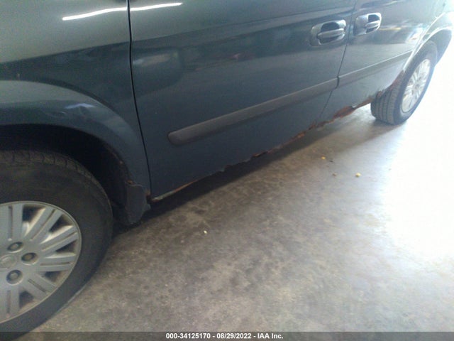 1C4GP45R35B239949 Chrysler Town & Country