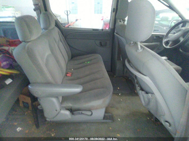 1C4GP45R35B239949 Chrysler Town & Country