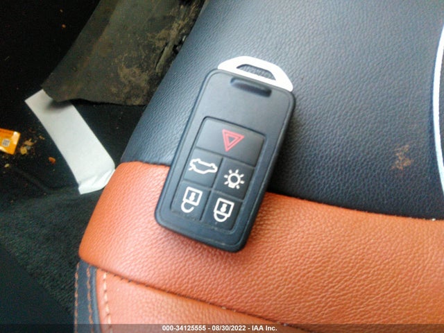 2016 Volvo V60, VIN: YV4612HM9G1006696