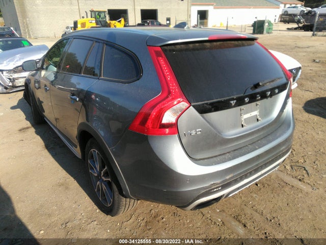 2016 Volvo V60, VIN: YV4612HM9G1006696