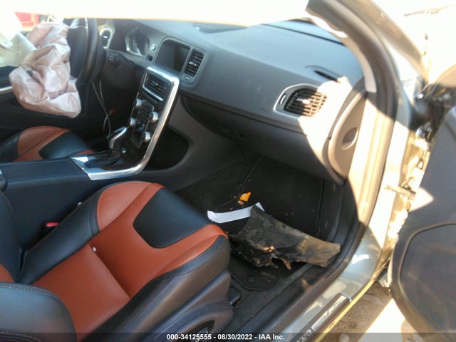 2016 Volvo V60, VIN: YV4612HM9G1006696