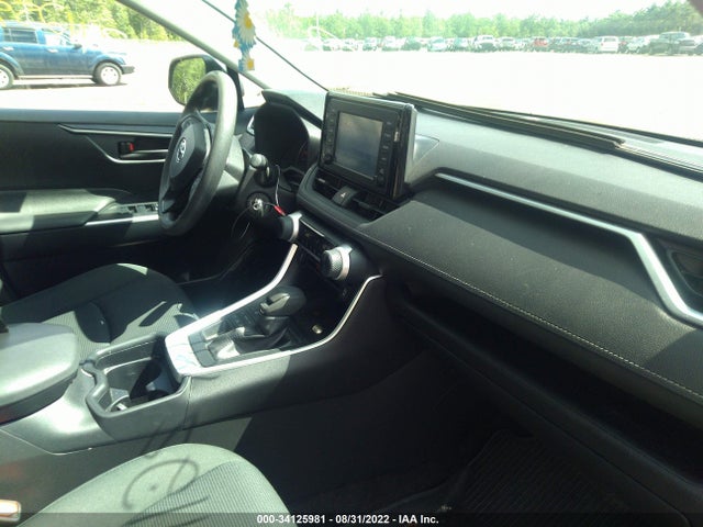 Toyota RAV4 LE 2019 JTMF1RFV1KJ024299 Image 7