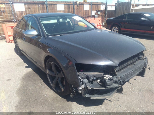 2014 Audi A8, VIN: WAUD2AFD5EN005066