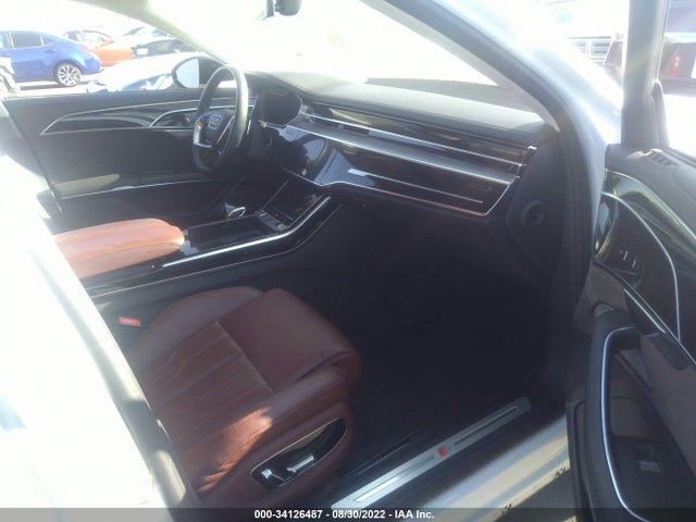 2020 Audi S8, VIN: WAU8SBF8XLN012909