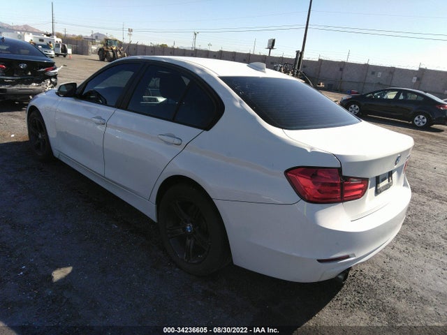 2015 BMW 3 Series, VIN: WBA3B1C55FK136557
